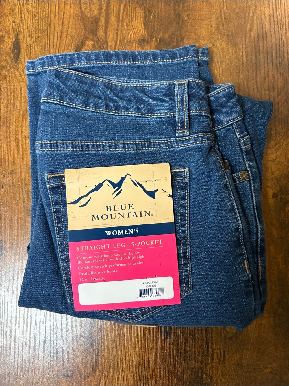 Blue Mountain Women's Straight Leg Jeans — Dark Blue
